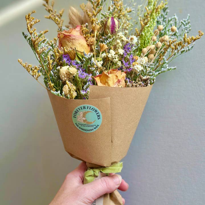 The Gardeners Wife - Wholesale Dried/Pressed Flowers - Into the Rose Garden | A Wildflower Bouquet with Roses