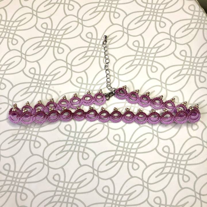 Choker aus Spitze mit Tatted für den Großhandel von Wonderfully Fashioned