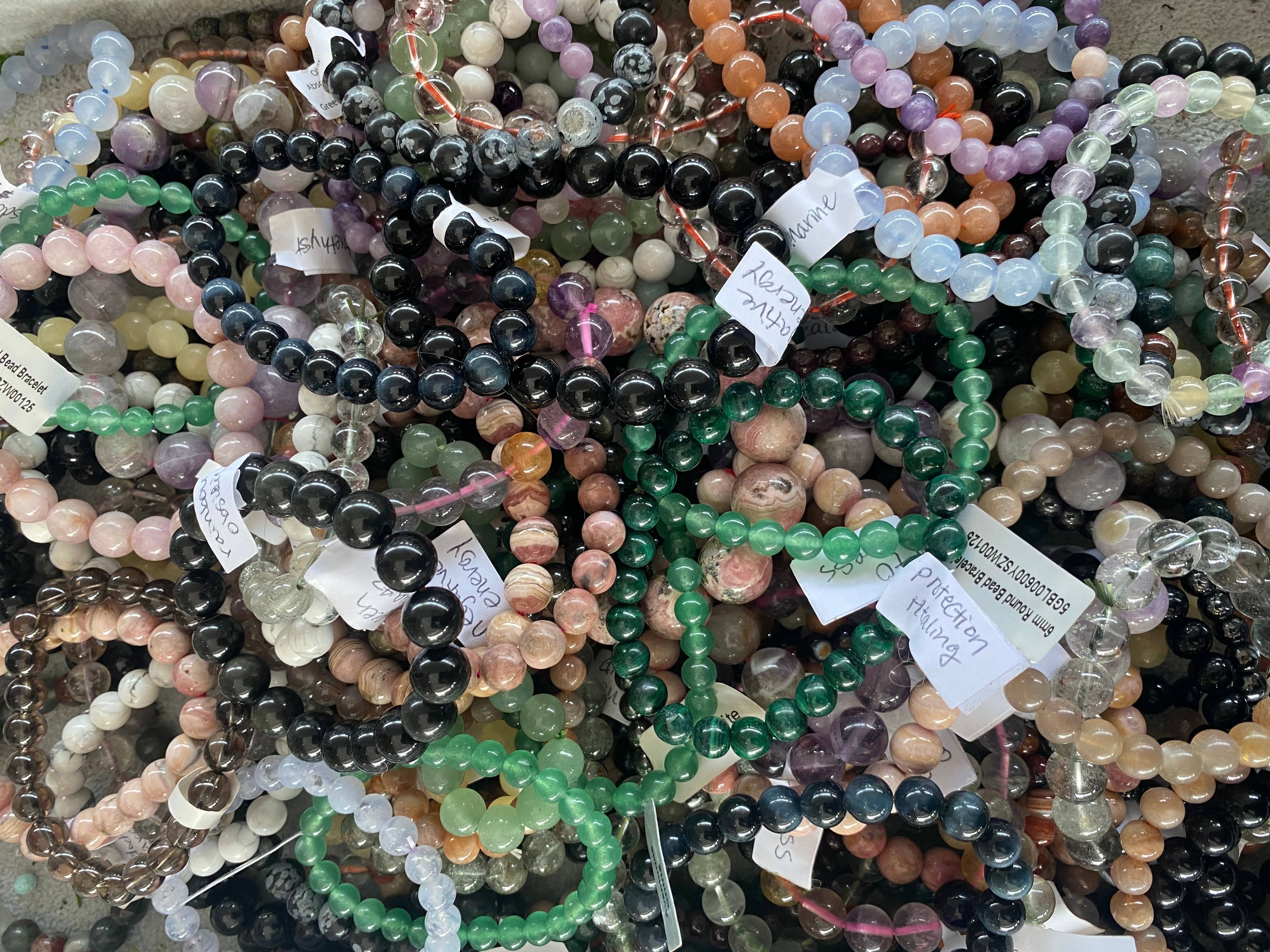 Moon River Designs - Vente Bracelet de perles - Lot de 5 bracelets extensibles en cristaux mystère2