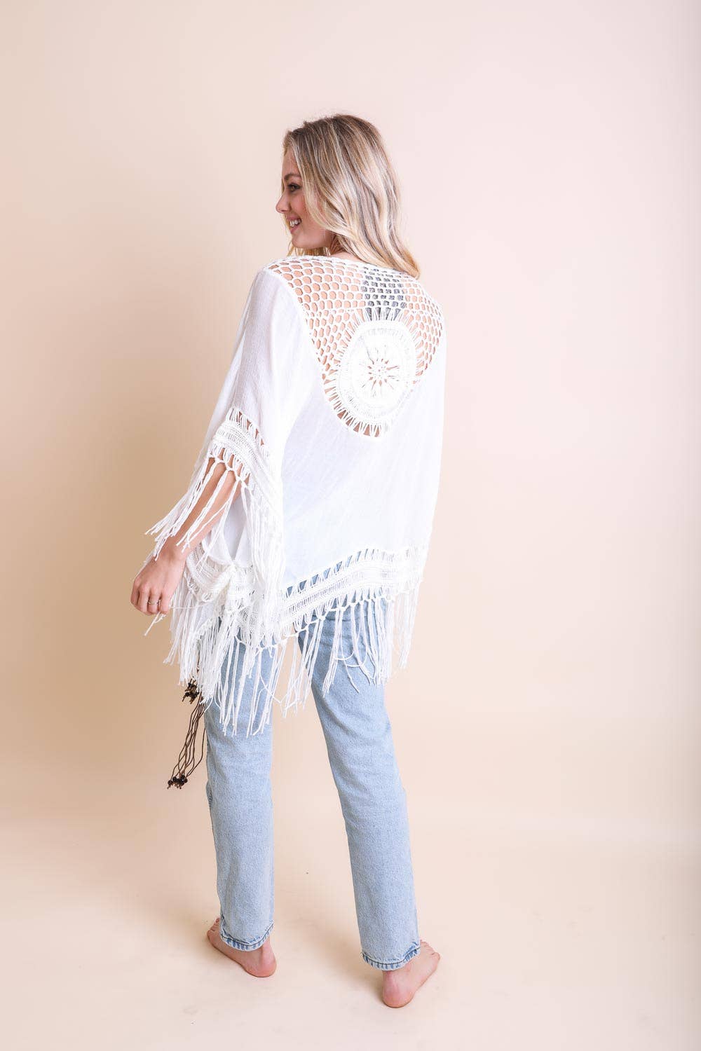 Leto Accessories - Vente Kimono – femme - Kimono à franges en crochet boho chic pour festival 🖤4