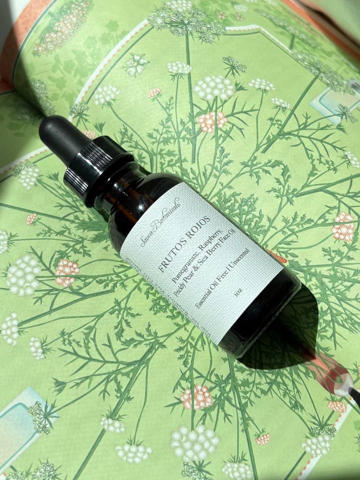 Frutos Rojos Face Oil for wholesale by Sauca Botanicals