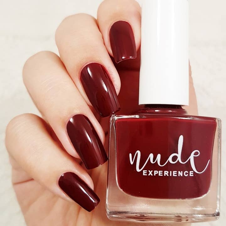 Nude experience - Wholesale Nail Polish - Nail polish Bio-sourced - TANGO - Reddish-black5