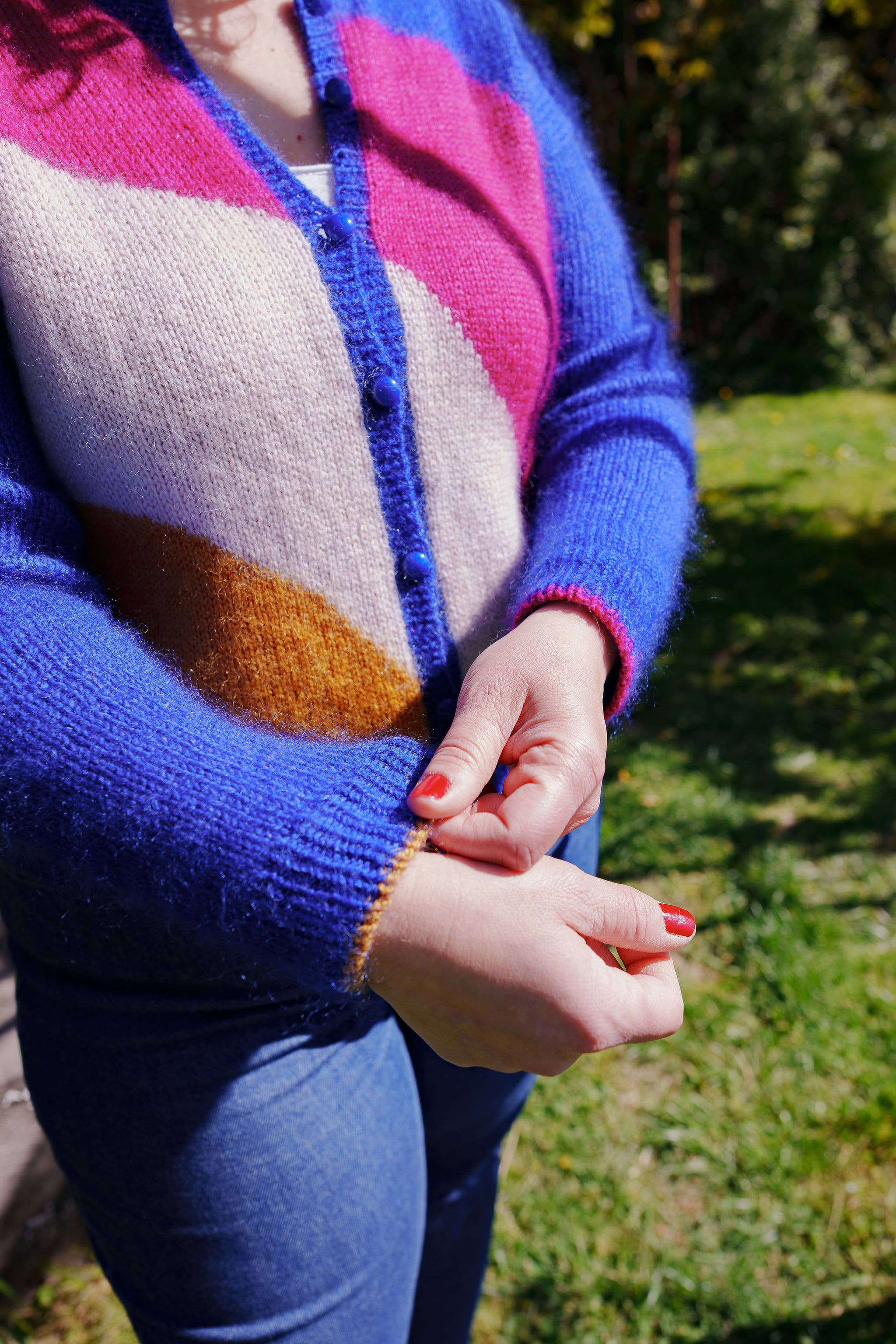 Lise Tailor – wholesale Knitting/Crochet Supplies – Knitting Pattern - Rainbow Cardigan3