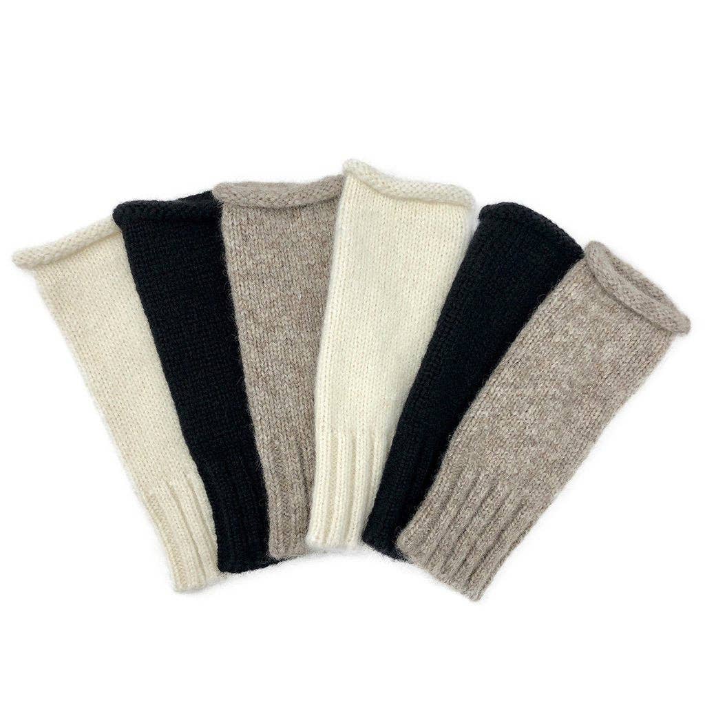 SLATE + SALT - Wholesale Gloves - Women's - Beige Essential Knit Alpaca Gloves3
