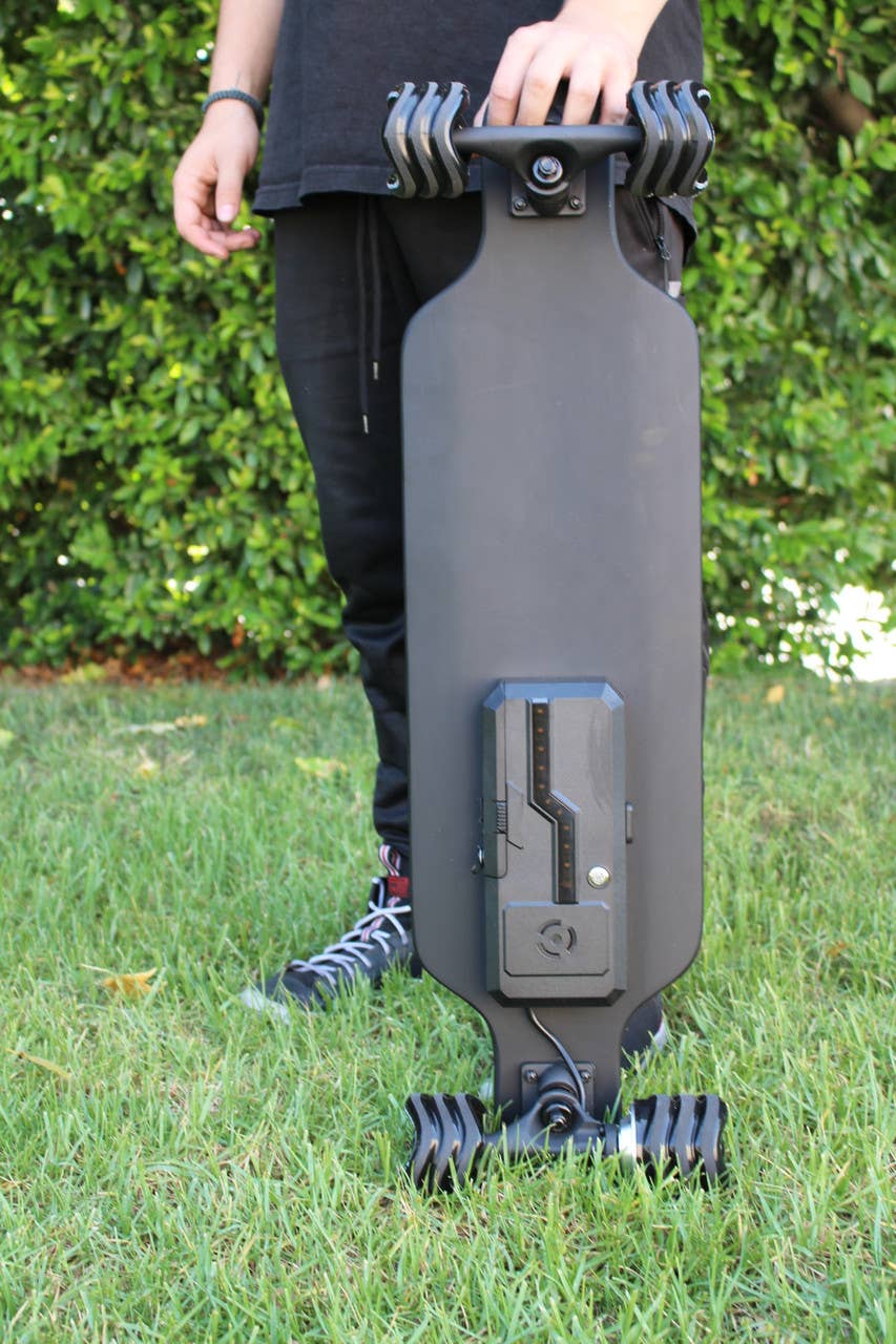 Shark Wheel - Vente Skateboard - Skateboard électrique rechargeable Shark8