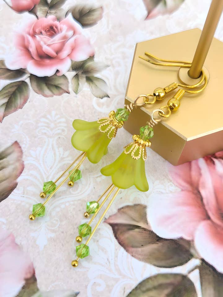 Bell Flower Dangle Earrings - Bright Peridot Green for wholesale by Chic Brico