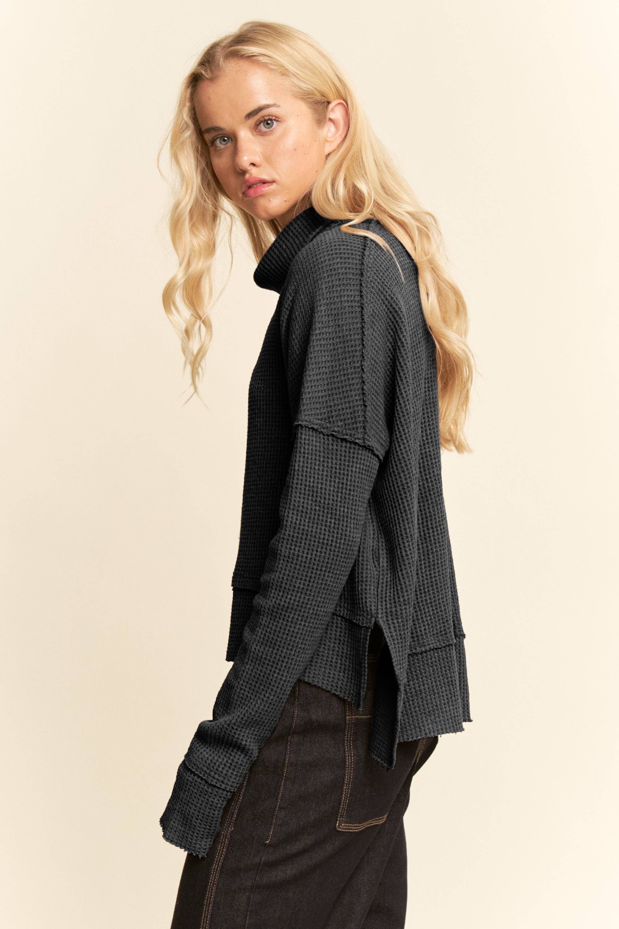 Davi & Dani - Wholesale Sweatshirt - Women's - TURTLE NECK SIDE SLIT SWEATSHIRTS1