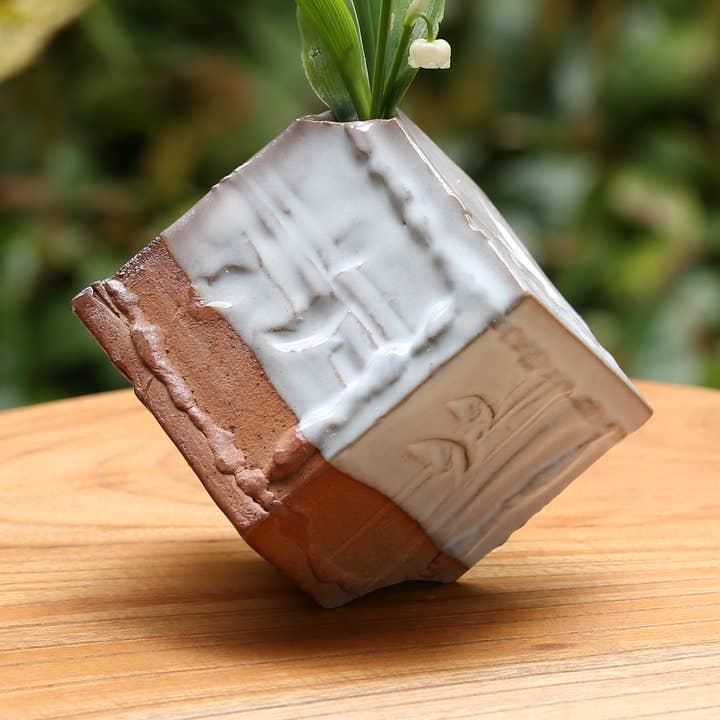 HAGI Kado Flower vase for wholesale by Japacolle — Japan Collections | See Latest News in "About"