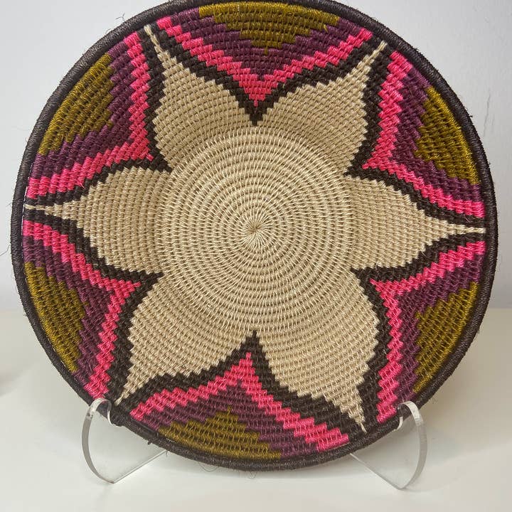 Eve & Nico Gifts & Home Decor - Wholesale Basket - Medium Sisal Basket - 0061