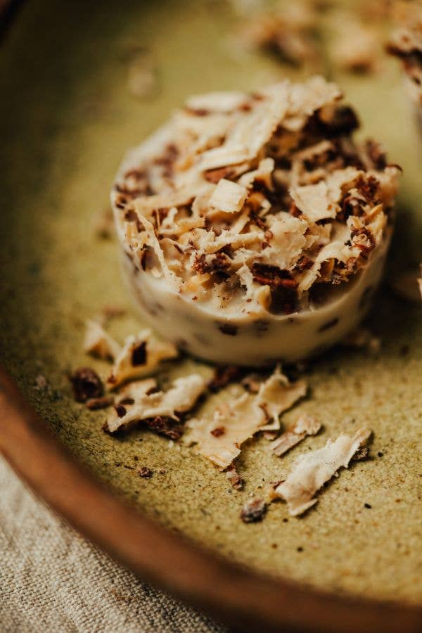 Old Green – wholesale Lighter – Natural Firelighters from Natural Waste Wax - Box of 101