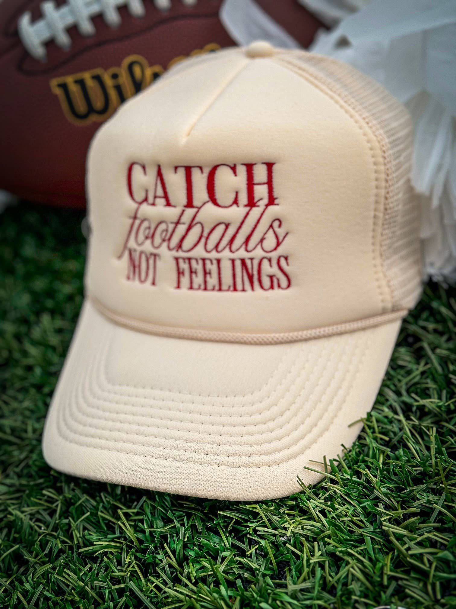 Bash – Großhandel Trucker-Cap – Damen – Game Day Trucker-Mütze, bestickt, Game Day-Zubehör1