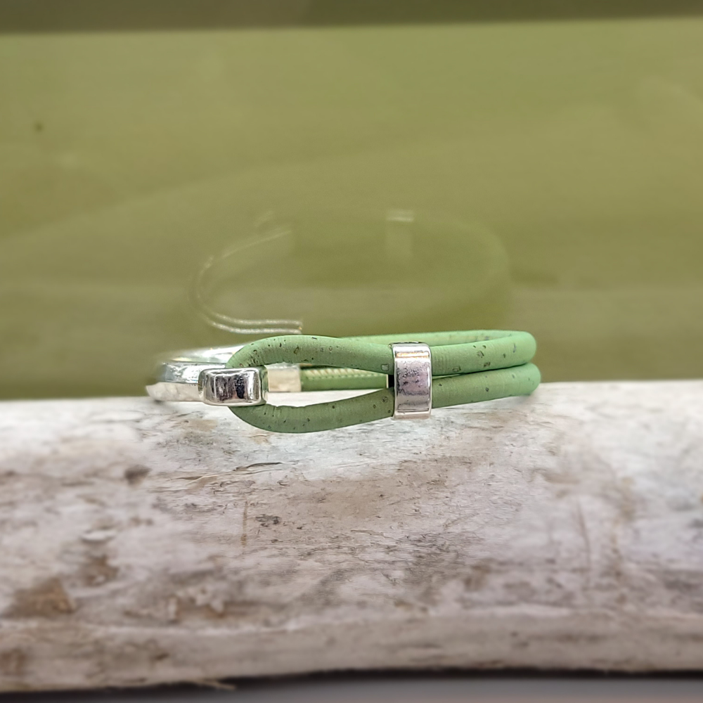 Gem Lounge Jewelry - Wholesale Bangle Bracelet - Pick Your Color: Cork Silver Side Hook Bracelet0