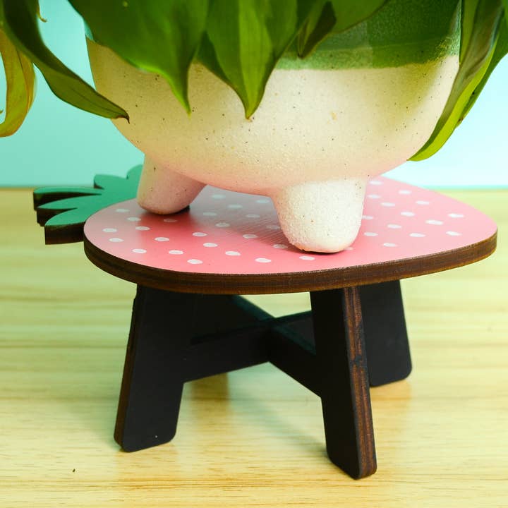 Button and Fern - Wholesale Plant Pot Stand - Sweet Strawberry Plant Stand - 5" Wood Plant Holder1