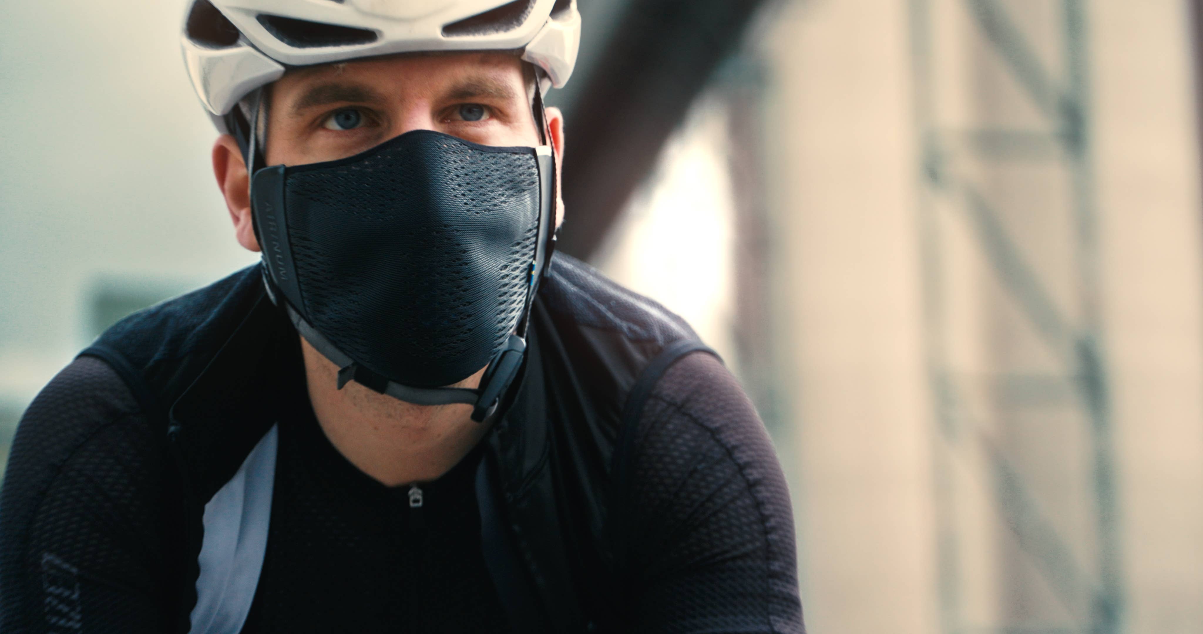 Storm Black Air Mask Active (KN95, reusable facemask) for wholesale on Faire14