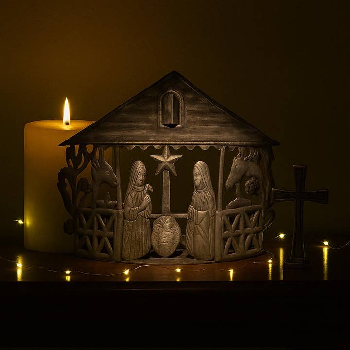 Beyond Borders - Wholesale Nativity Scene Decor - Large 3D Manger Scene4