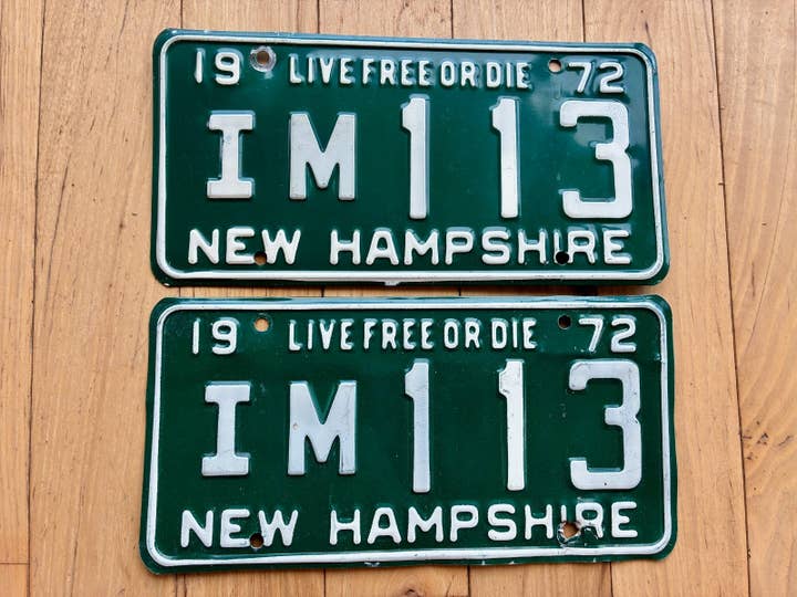 Par de Matrículas de New Hampshire de 1972 por atacado de RusticPlates