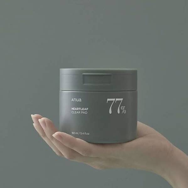Tampon Anua Heartleaf 77 % transparent 150 ml/70 tampons pour la vente par Exod International