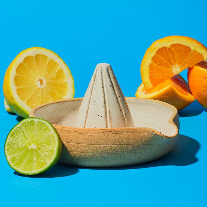 m.bueno - Wholesale Juicer - Wheel Thrown Juicer, Dishwasher and Oven Safe