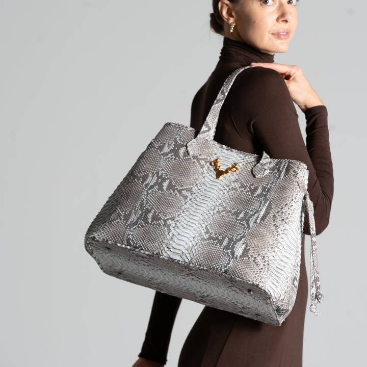 Taxidermy - Wholesale Tote Bag - Women's - Python Liz Traveler Tote3