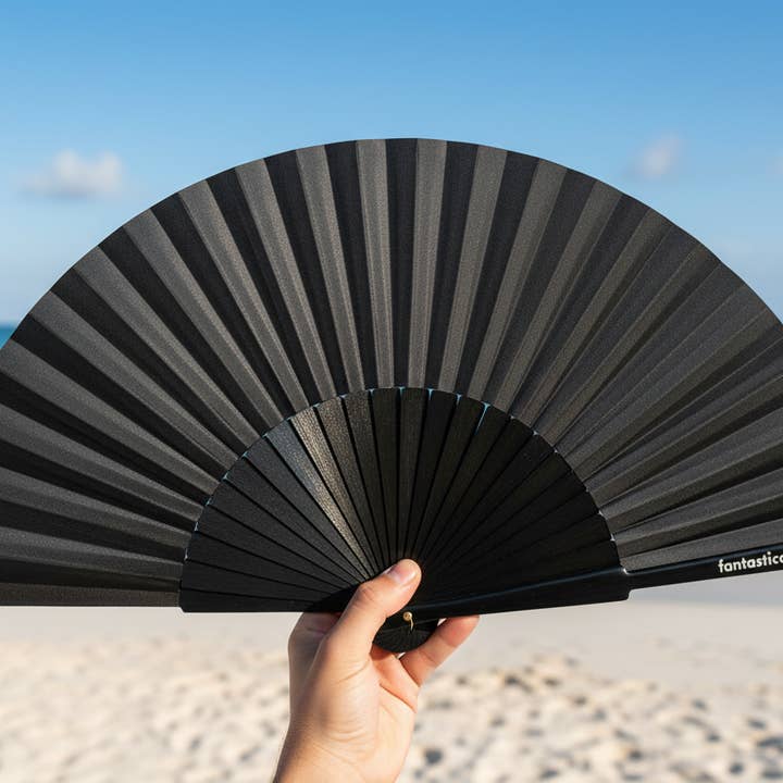 Fantastico Fans - Wholesale Opvouwbare waaier - Zwart op zwart handwaaier van 23 cm1