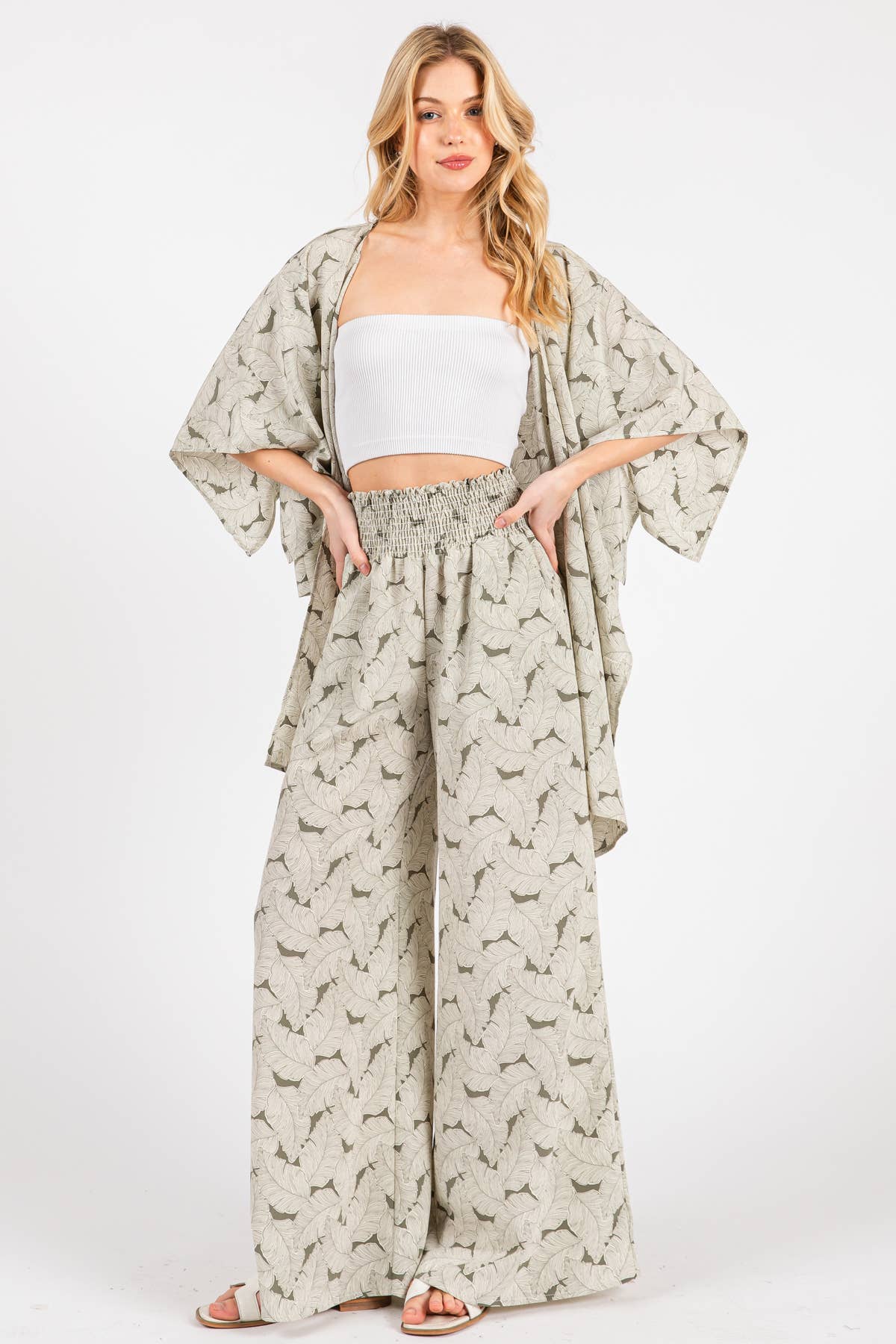 Final Touch – wholesale Pants – Women's – Waist Smocked Wide Leg Pants - VNP70263B712