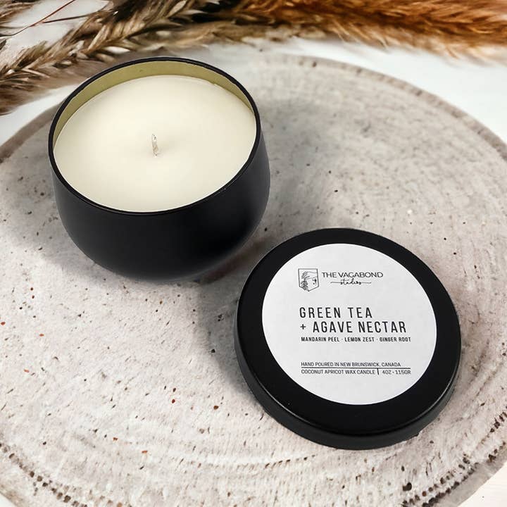 Bougie au thé vert et au nectar d'agave pour la vente par The Vagabond Studios