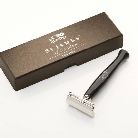 Rasoirs de sécurité « Cheeky B'stard » de St James pour la vente par St James of London