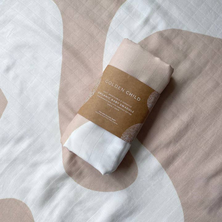 Golden Child - Wholesale Swaddle – Baby - Golden Child Holiday Patterned Baby Swaddle1