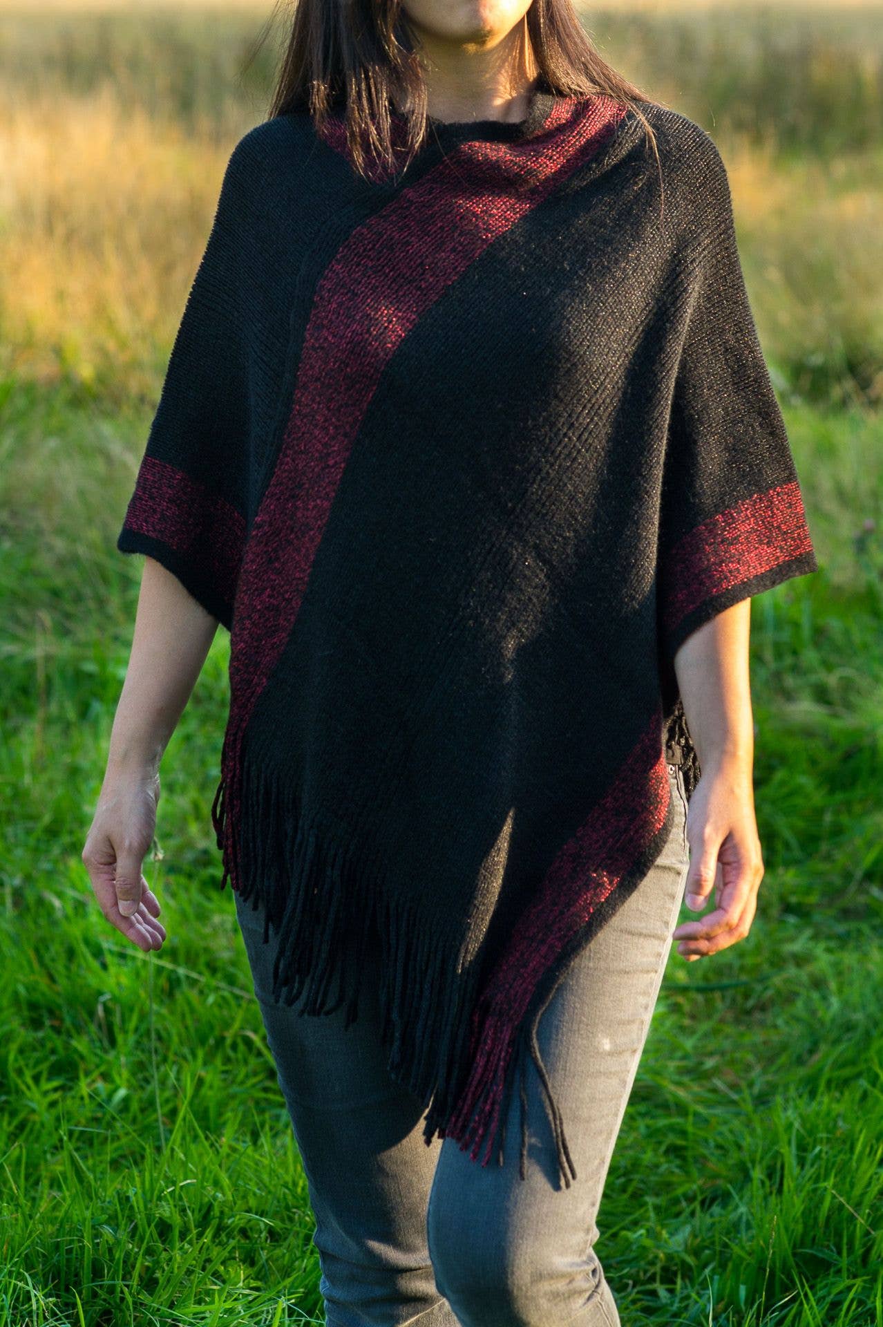 Superbia – wholesale Poncho – Women's – One Size Two Toned Knitted Poncho P1651