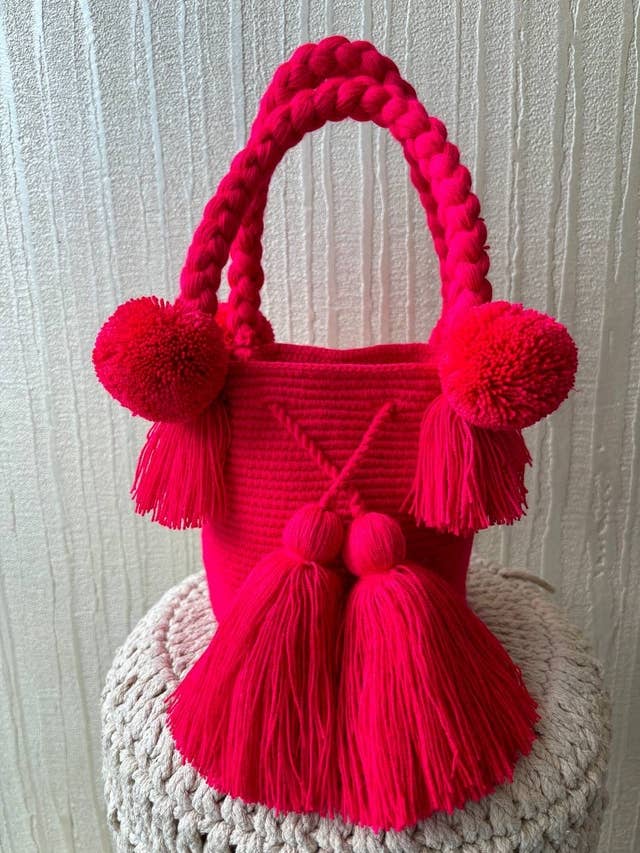 Cattleya Wayúu Mochilas Colombianas – Großhandel Henkeltasche – Damen – Quinoto Tasche aus handgefertigtem Wayúu-Häkelmaterial1