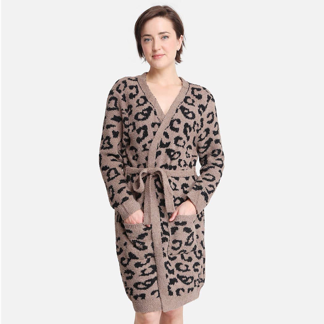 Fashion City - Venta al por mayor Bata - Mujer - Bata suave para mujer con estampado de leopardo, bolsillos y cinturón3