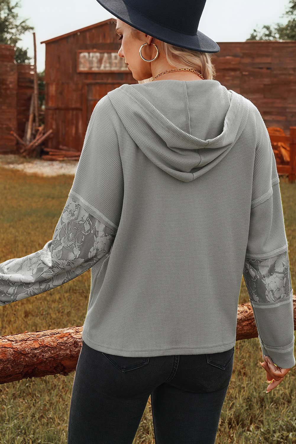 fashionworks - Vente Sweat à capuche – femme - Haut à manches longues à capuche avec cordon de serrage et motif de gaufre d'automne1