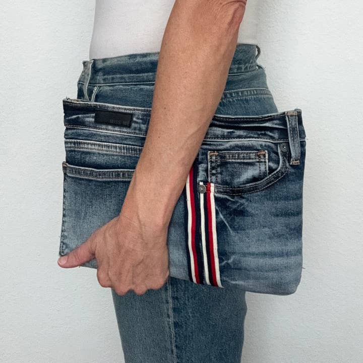 Indigo Bags - Wholesale Clutch Bag - Women's - Miss Me Upcycled Denim Clutch w/ stripes – cheetah4