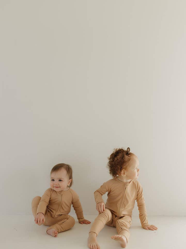 Forever French Baby - Wholesale Sleepsuit - Baby - Bamboo Zip Pajamas | Tawny1