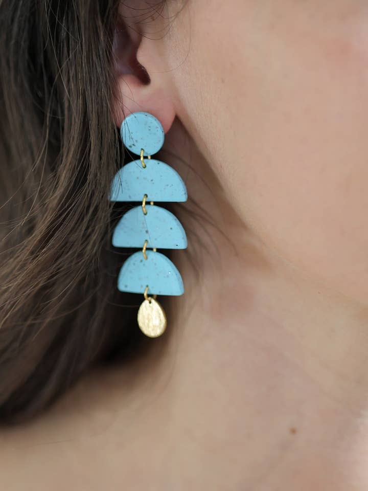 Il Natalia per la vendita all'ingrosso da parte di The Raw Creative