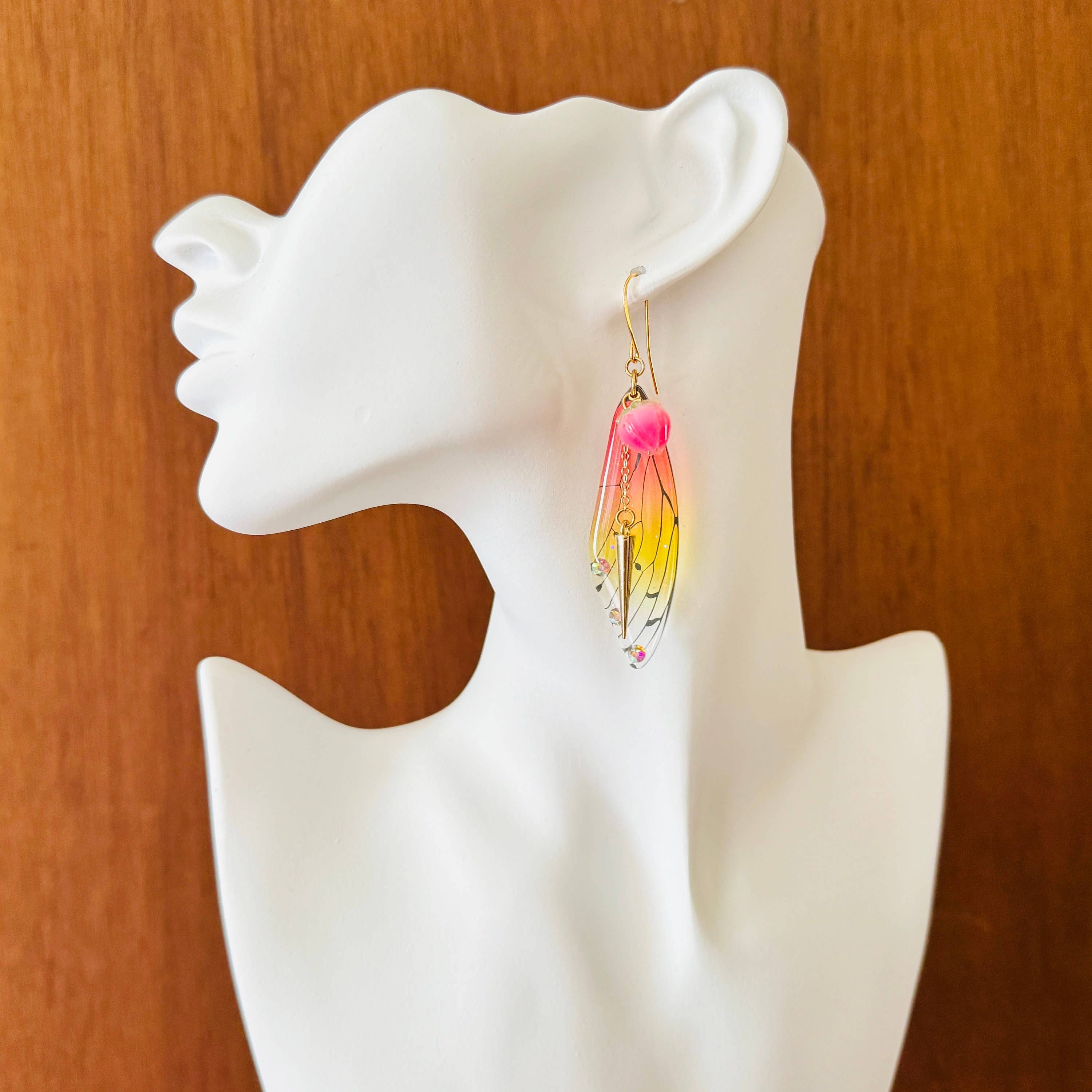 Same Sunset Design - Vente Boucles d'oreilles pendantes - Boucles d'oreilles gothiques punk avec ailes de papillon et de fée6