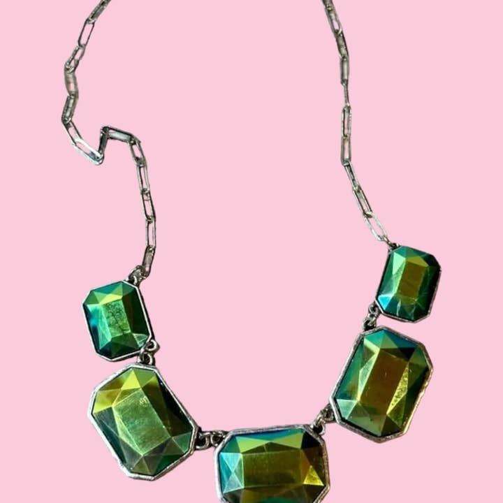 The Bling Barn - Wholesale Pendant/Charm Necklace - Emerald City Western Cowgirl Necklace