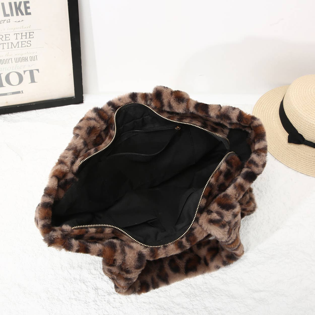 House of Milano - Wholesale Tote Bag - Women's - 25425 Leopard Print Faux Fur Tote Bag7