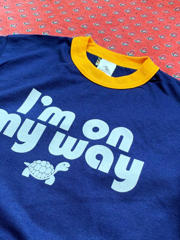 MBMB – Großhandel T-Shirt mit Siebdruck – Unisex – I'm On My Way Klingel-T-Shirt, Unisex2