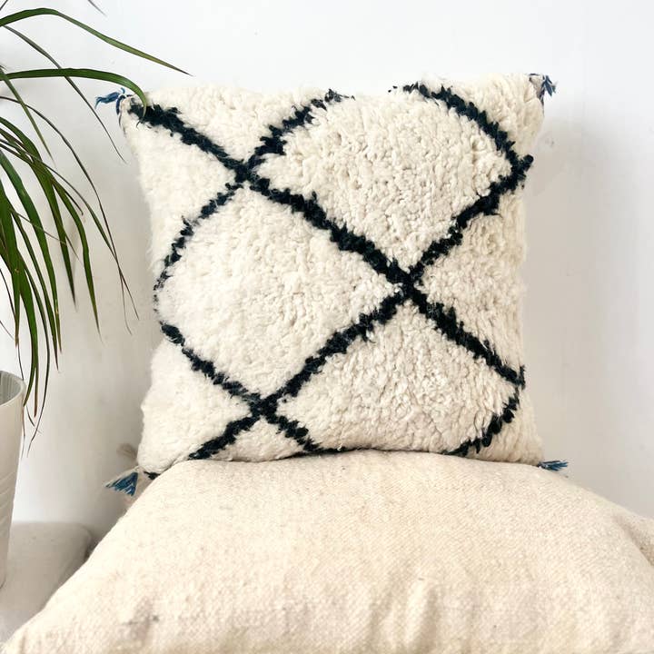 Vintage Moroccan Beni Ourain Pure 100% Wool Cushion Cover for wholesale by Soukie Morocco