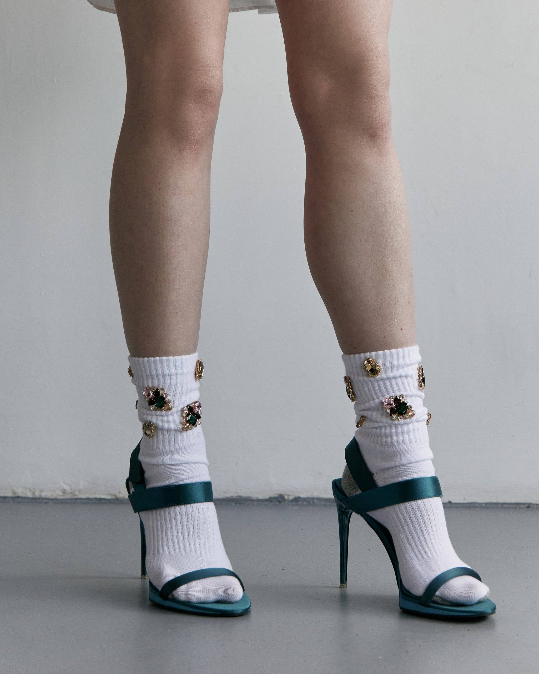 GLINTX BRAND - Wholesale Socks - Women's - Des'Ree Women's Socks in Vibrant Emerald Hue2