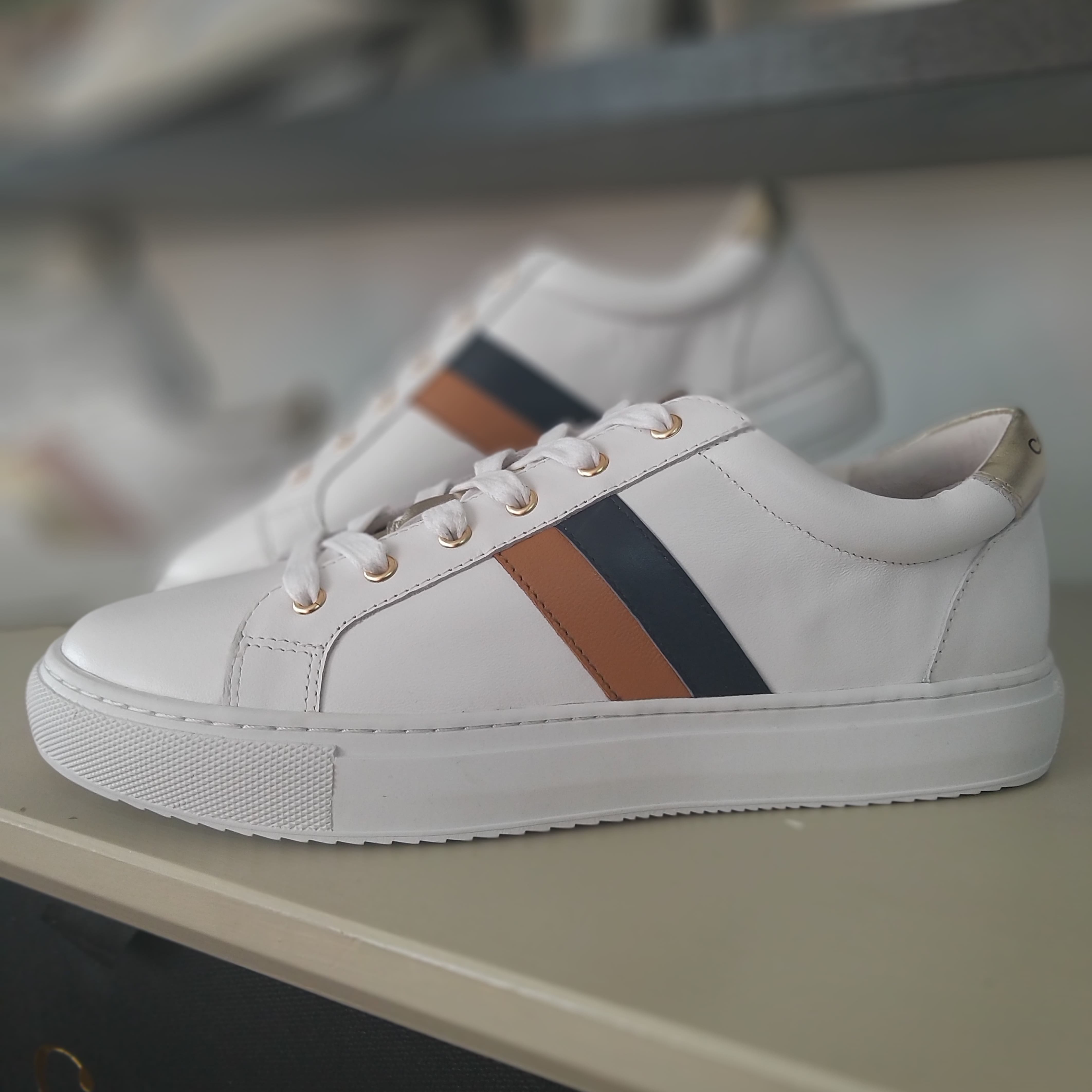 Cocorose London - Wholesale Lifestyle Sneakers - Women's - Hoxton - Stripes Navy & Tan Leather Trainers2