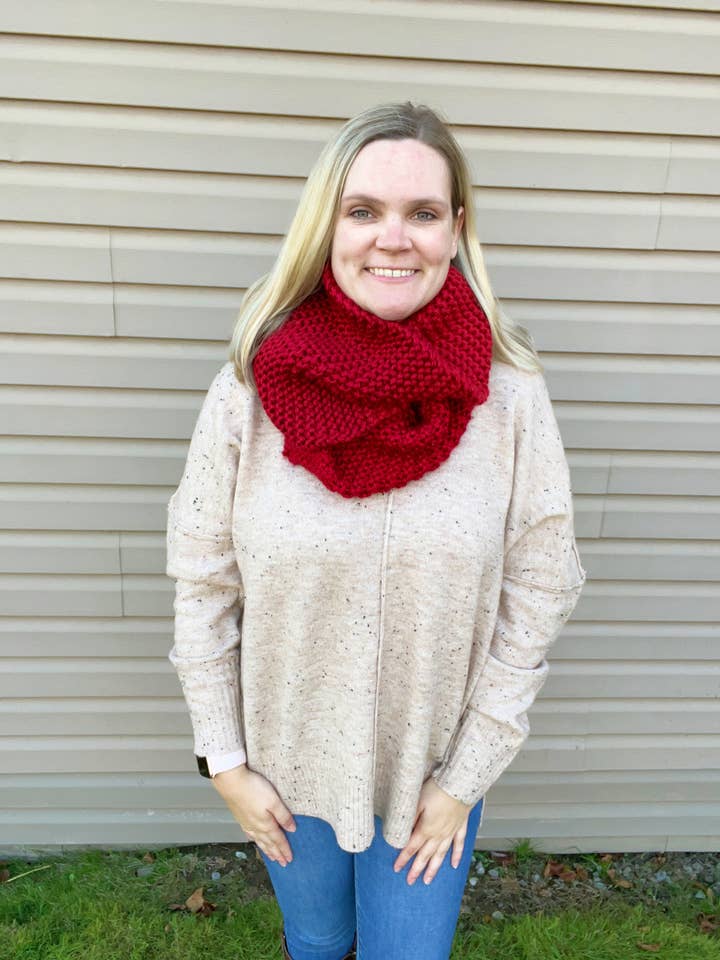 Röd Färgad Halsduk, Lång Stickad Halsduk, Tjocka Stickade Halsdukar för wholesale av Megan Louise Crafts