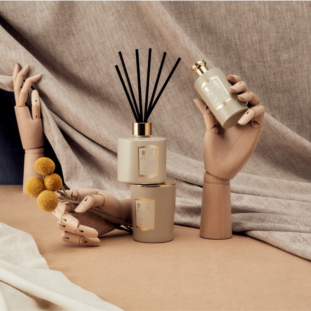 Floris London - Wholesale Jar/Filled Candle - Oud & Cashmere Scented Candle2