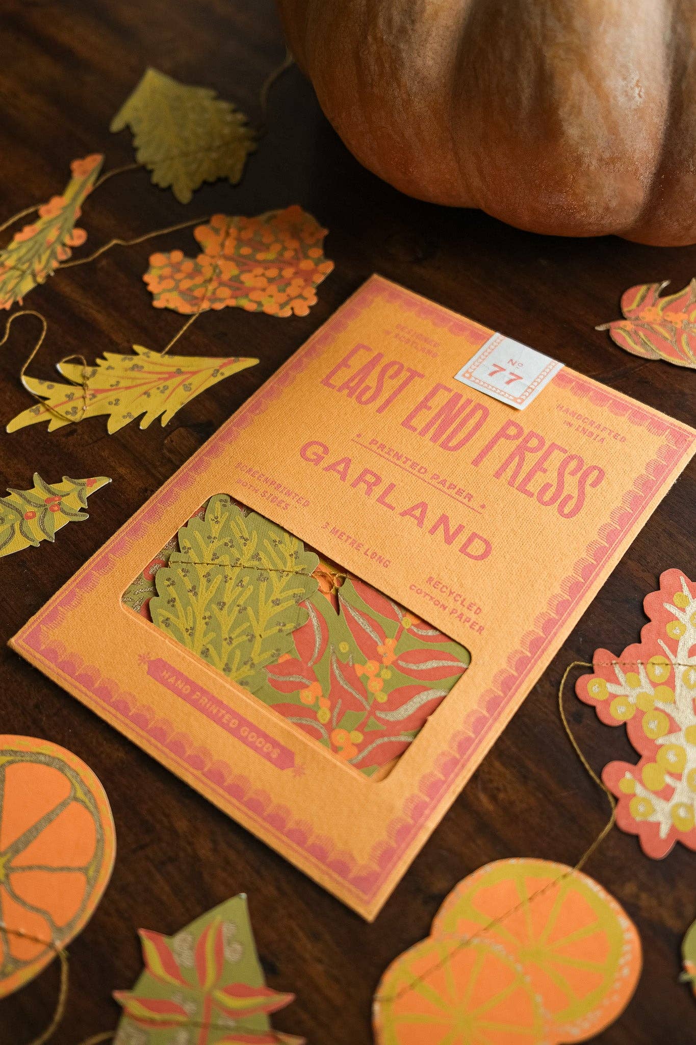 East End Press - Vendita all'ingrosso Bandierine/Ghirlande - Ghirlanda Cucita di Fiori d'Autunno9