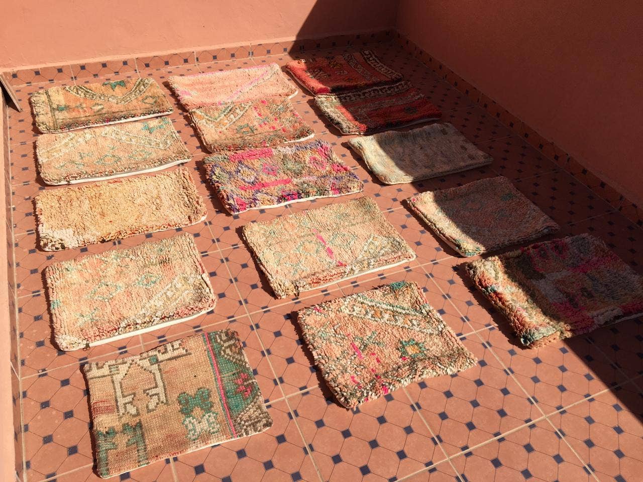 marrakeshop - Wholesale Throw Pillow Cover - Moroccan Vintage Boujad Cushions Case - Very Rare Collection12