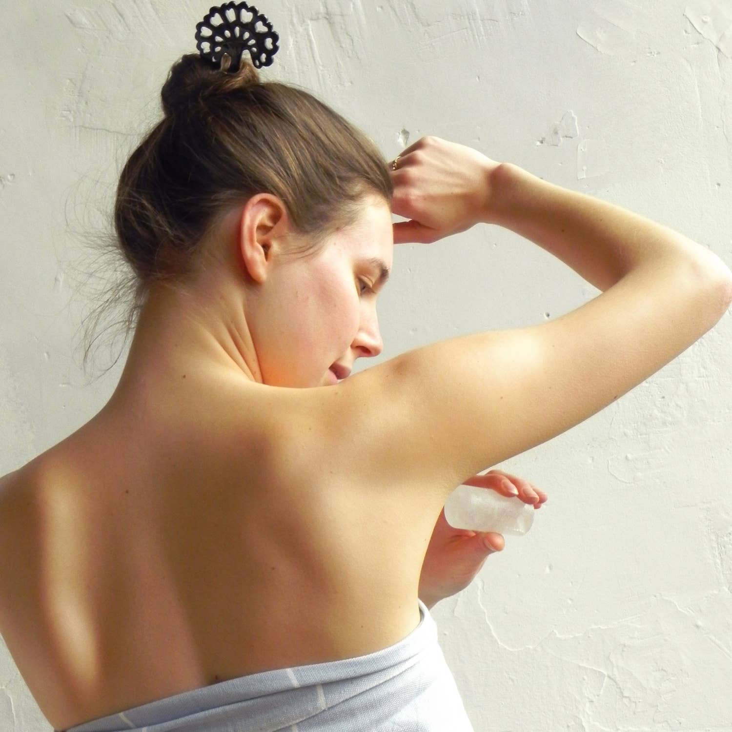 Karawan Authentic – wholesale Deodorant – Unisex – POTASSIUM ALUM STONE IN STICK - COSMOS NATURAL CERTIFIED3