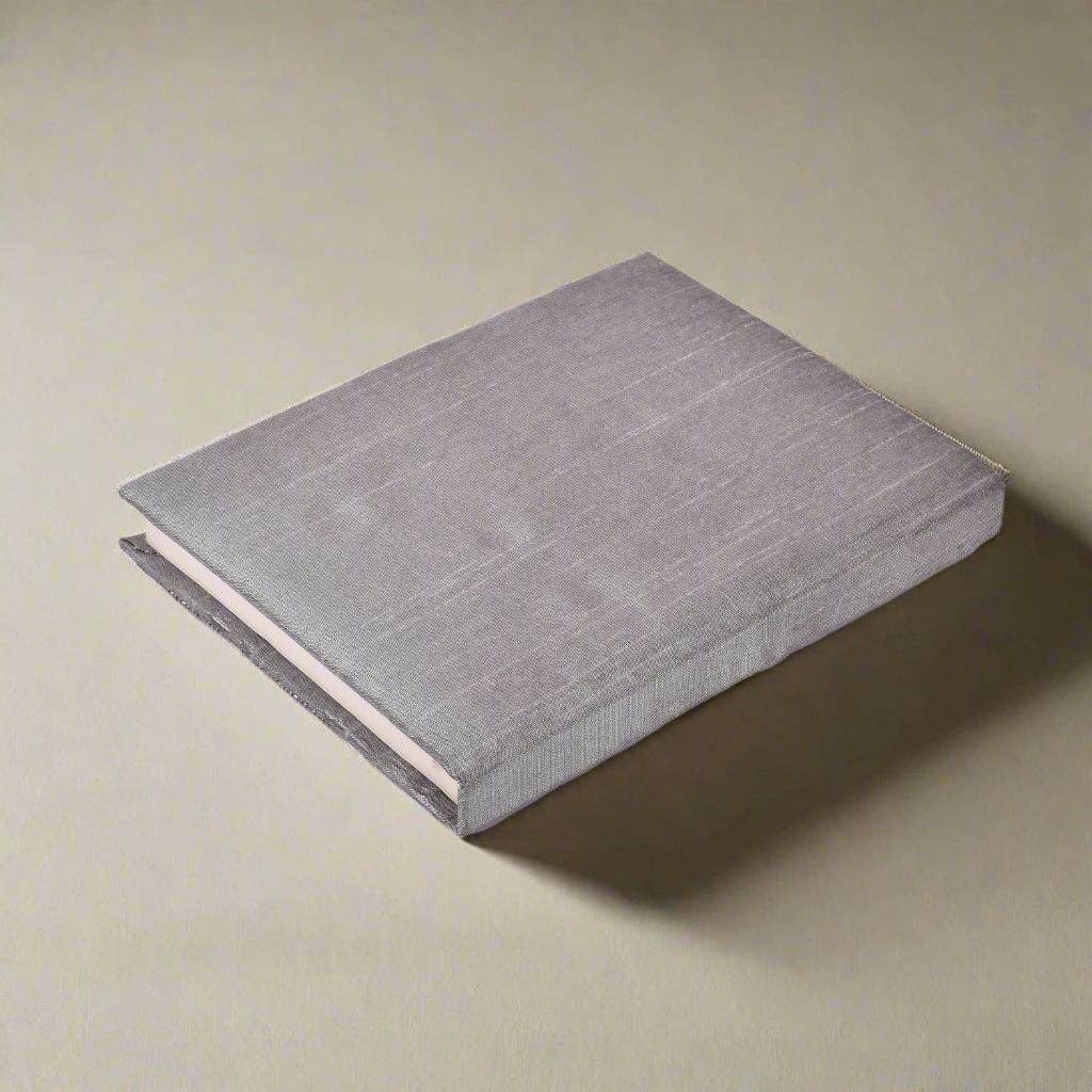 Soothi | Containers Of Creativity – Großhandel Tagebuch – VORBESTELLUNG - Exquisites Zari handbesticktes Tagebuch - Eine königliche Kunstfertigkeit 5x7 Erinnerungsstück3