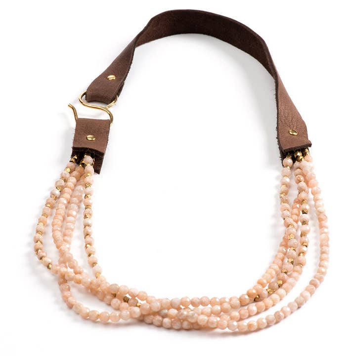 Riverlea halskæde Blush månesten for engroshandel hos Alexia Viola Napa Valley