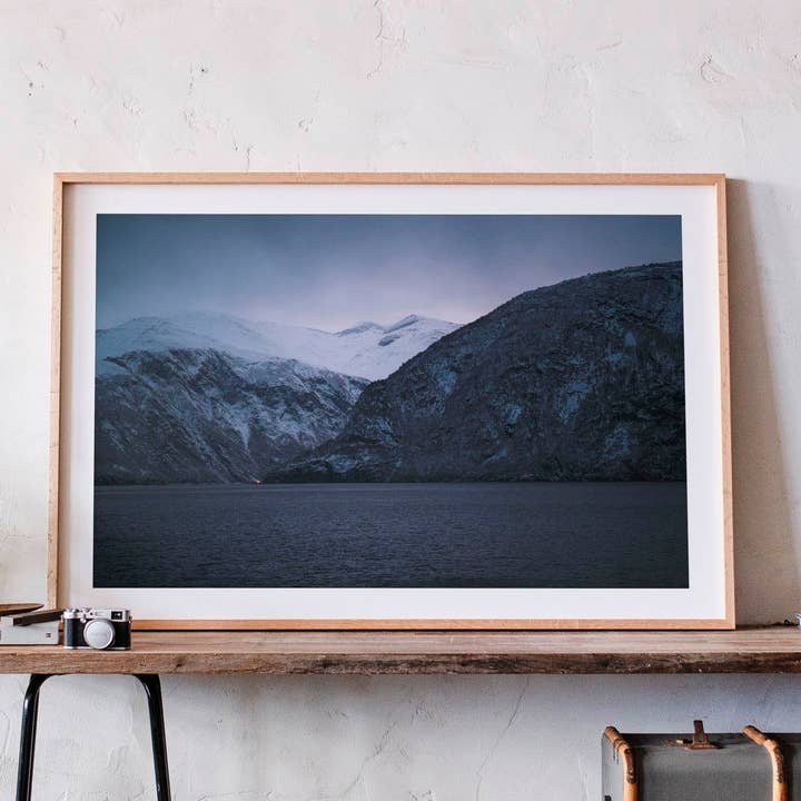 5 décembre 2018 - Norddalsfjorden, Norvège pour la vente par Jess Gibbs Photography